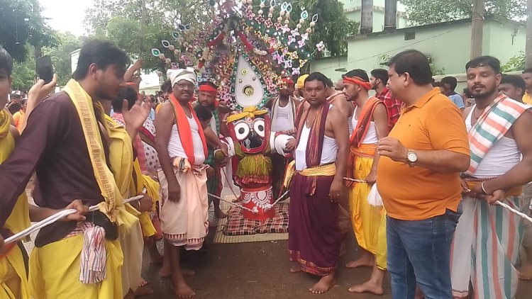 ରାଇରଙ୍ଗପୁର ରେ ବିଶ୍ବପ୍ରସିଦ୍ଧ ରଥଯାତ୍ରା ପ୍ରଥମ ଦିନରେ ନୀଶାମଣି ଲଜ୍ ପହଞ୍ଚିଥିଲା